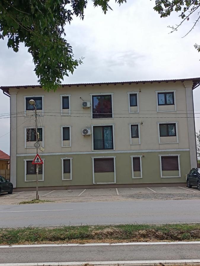 Ovidiu Apartment Giroc